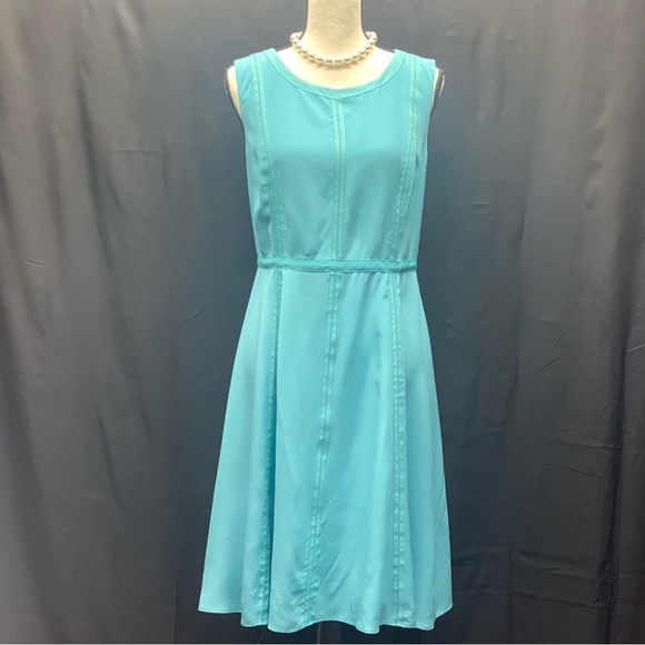 Talbots Dresses & Skirts - Talbots Silk Dress Women’s 6 Aqua Knee Length Back Zipper Lined LUXURY